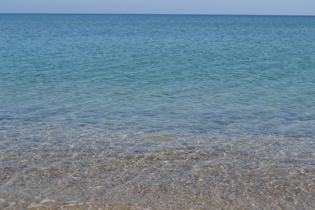 Miramare Struttura Sulla Spiaggia Platamona Luaran gambar